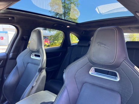 Jaguar F-Pace 2.0 D200 MHEV R-Dynamic HSE Auto AWD Euro 6 (s/s) 5dr 4