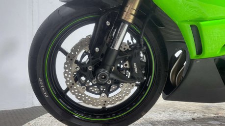 Kawasaki Ninja ZX6R 2009 ONLY 4K MEGA CLEAN 600CC SPORTS BIKE NEW MOT 32