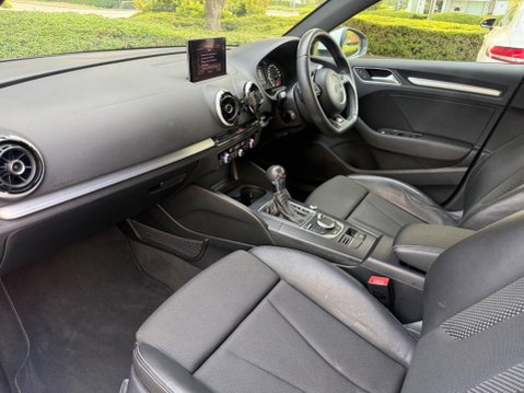 Audi A3 1.4 TFSI S line Sportback S Tronic Euro 5 (s/s) 5dr 34