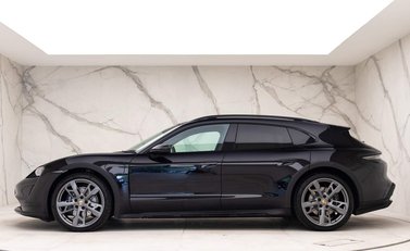 Porsche Taycan 4 CROSS TURISMO 3
