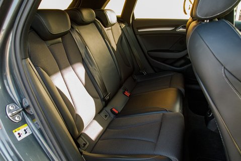 Audi A3 SPORTBACK TFSI S LINE 35