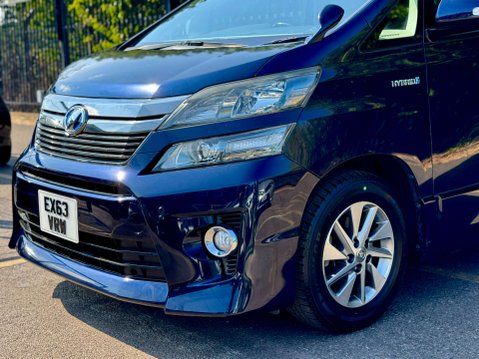 Toyota Vellfire Hybrid ZR G Edition 27