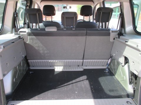 Renault Kangoo 1.5 dCi Extreme Euro 5 5dr 34