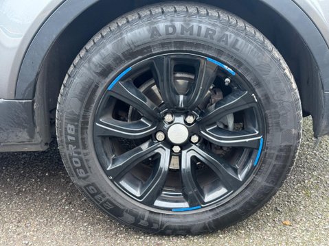 Land Rover Range Rover Evoque 2.2 SD4 Pure Tech Auto 4WD Euro 5 (s/s) 5dr 37