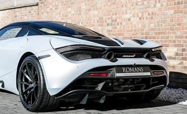 McLaren 720S Performance 24