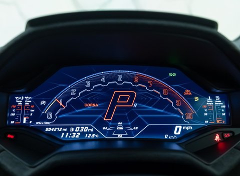 Lamborghini Huracan Tecnica 16