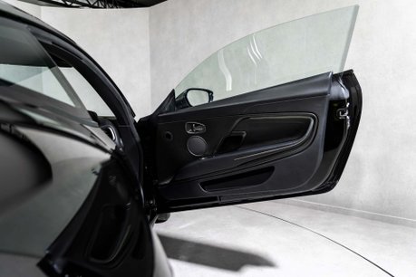 Aston Martin DB11 AMR V12. FULL ASH. H & C SEATS. CARBON FIBRE INTERIOR PACK. FRONT END PPF. 14