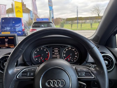 Audi A1 1.2 TFSI S line Euro 5 (s/s) 3dr 28