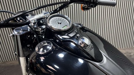Harley-Davidson Softail 1690 FLS SLIM 2016 ONLY 9K 1 GENUINE OWNER STUNNING CRUISER 17