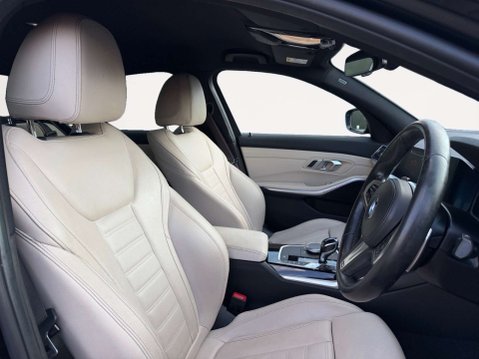 BMW 3 Series 2.0 320i M Sport Auto 4dr 9