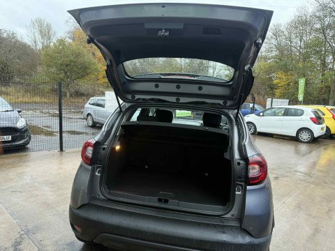 Renault Captur DYNAMIQUE NAV TCE 8