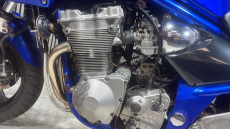 Suzuki Bandit 600 GSF 2002 MK2 22K RUNNING PROJECT BIKE SPARES OR REPAIR 600CC 28