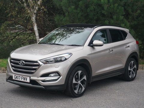 Hyundai TUCSON 2.0 CRDi Premium SE Auto 4WD Euro 6 5dr 3