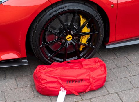 Ferrari 488 Pista 38