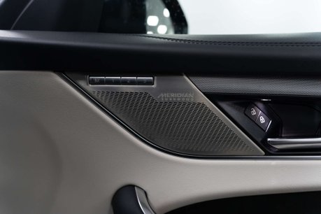 Jaguar F-Pace 5.0 F-PACE SVR AWD Auto 4WD 5dr 14