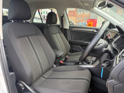 Volkswagen T-Roc SE TSI EVO 3