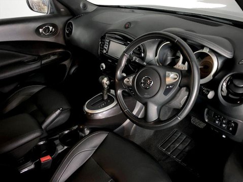 Nissan Juke 1.6 Tekna SUV 5dr Petrol XTRON Euro 6 (117 ps) DAB Radio - Alloys- Air Con 12
