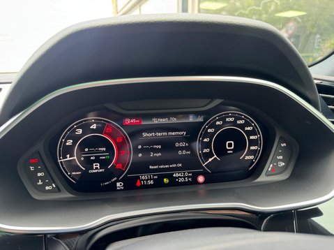 Audi RS Q3 RS TFSI QUATTRO VORSPRUNG 39