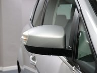 Ford C-Max ZETEC 33