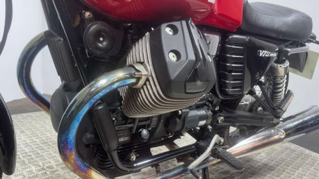 Moto Guzzi V7 ABS SPECIAL 2015 ONLY 7K MOT EXCELLENT CONDITION RETRO 744CC 20