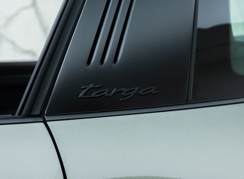 Porsche 911 Targa 4 GTS (992) 31