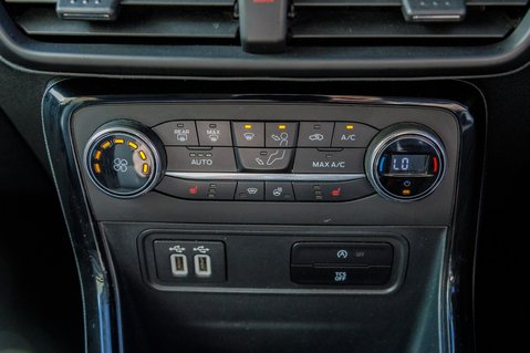 Ford Ecosport TITANIUM 33