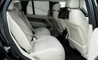 Land Rover Range Rover P530 First Edition 13