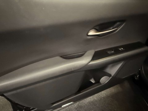 Lexus Ux UX 300E 5dr 20