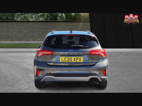Ford Focus 1.0 7
