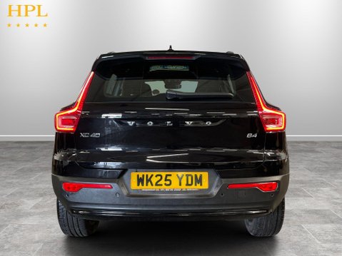 Volvo XC40 2.0 B4 MHEV Plus Dark SUV 5dr Petrol Hybrid DCT Auto Euro 6 (s/s) (197 ps) 6