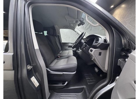 Volkswagen Transporter 2.0 TDI T32 Highline Kombi Double Cab 5dr Diesel DSG FWD SWB Euro 6 (s/s) ( 36