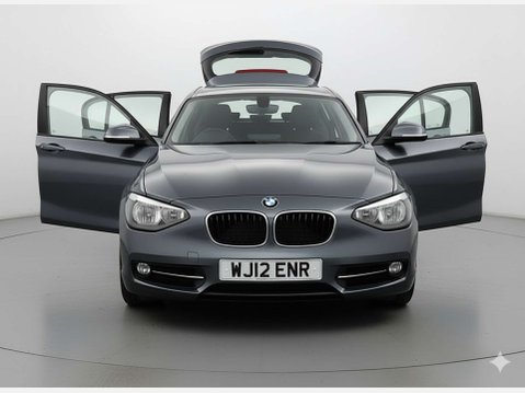 BMW 1 Series 1.6 116i Sport T 5dr 9