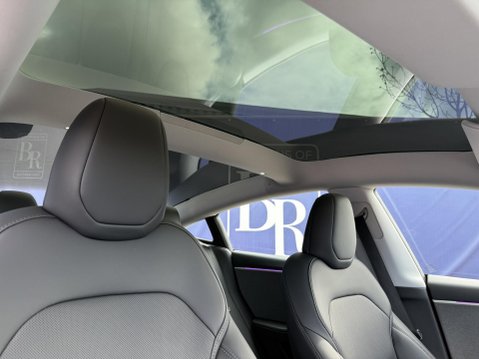 Tesla Model 3 Saloon 4dr Electric Auto RWD (208 ps) 48