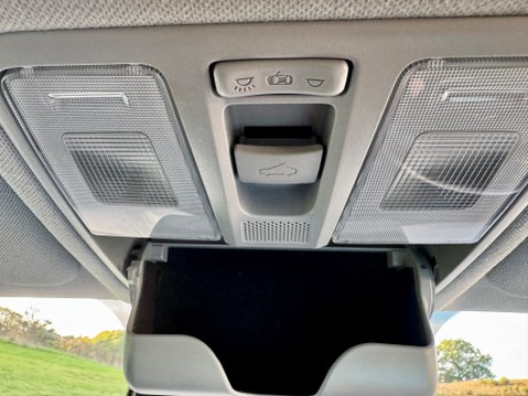 Hyundai i20 MPI PREMIUM SE NAV 44