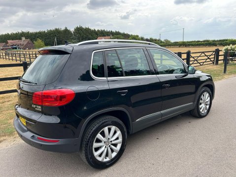 Volkswagen Tiguan 2.0 TDI BlueMotion Tech Match 4WD Euro 5 (s/s) 5dr 4