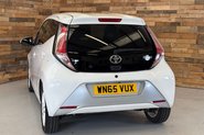Toyota Aygo 1.0 VVT-i x-pure Hatchback 5dr Petrol Manual Euro 6 (68 ps) 80