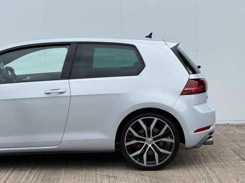 Volkswagen Golf 2.0 Golf GTi Performance TSi Semi-Auto 3dr 43