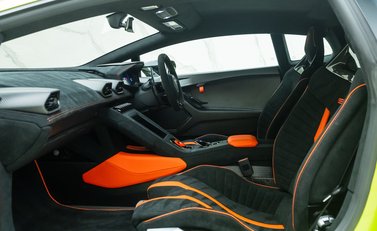 Lamborghini Huracan STO 21