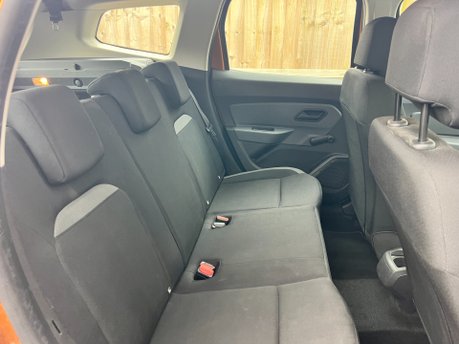 Dacia Duster 1.5 ESSENTIAL DCI 5 Dr 14