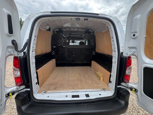 Vauxhall Combo Crew Cab [SOLD CR] LWB L2H1 Low Roof Prime Air Con Cruise Sensors Nav EURO 11