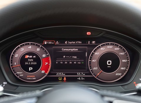 Audi RS4 Avant Sport Edition 18