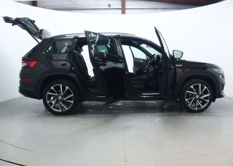 Skoda Kodiaq 1.5 TSI ACT SportLine SUV 5dr Petrol DSG Euro 6 (s/s) (7 Seat) (150 ps) 64