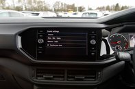 Volkswagen T-Cross SE TSI DSG 26