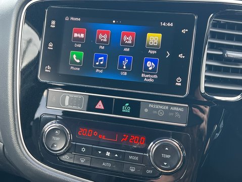 Mitsubishi Outlander PHEV 4H 12
