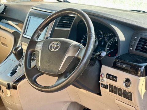 Toyota Alphard Toyota Alphard L Package V6 4