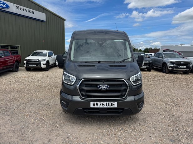 Ford Transit AUTO MWB [SOLD SM] L2H2 Medium Roof Limited 350 Air Con Alloys Sensors EURO 3