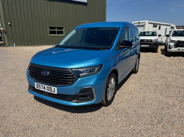 Ford Transit Connect AUTO SWB L1H1 Low Roof Limited Air Con Alloys Sens 2
