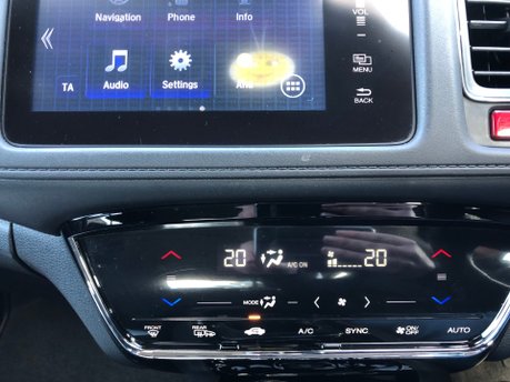 Honda HR-V 1.6 I-DTEC SE NAVI 50,000m, 1 owner Full Honda History £20 road tax 29