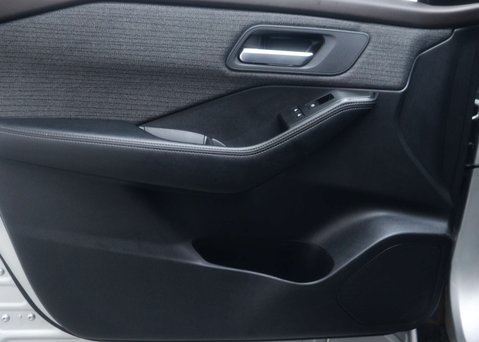 Nissan X-Trail 1.5 X-Trail N-Connecta E-4orce A 4WD 5dr 48