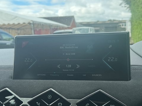 DS 3 E-TENSE 50kWh Performance Line + Crossback 5dr Electric Auto (136 ps) 19